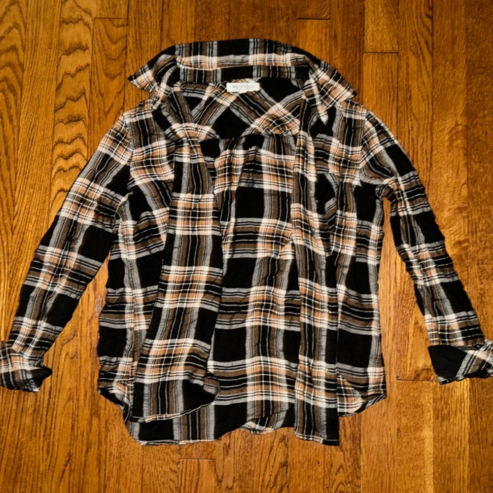 Workshop, Size Medium, Brown and Black Flannel.